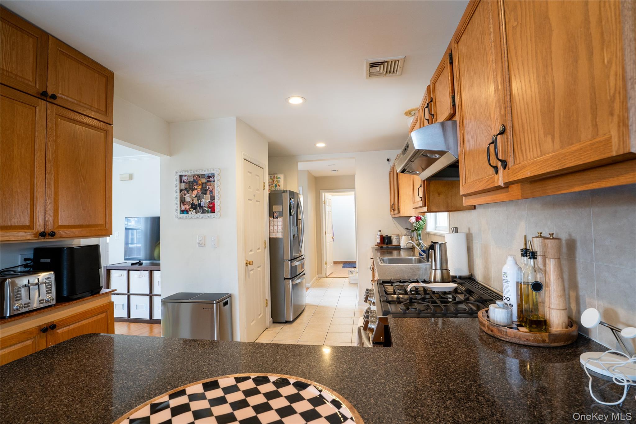 #6 photo, 141 Burhans Avenue, 纽约州 Yonkers , NY 10701