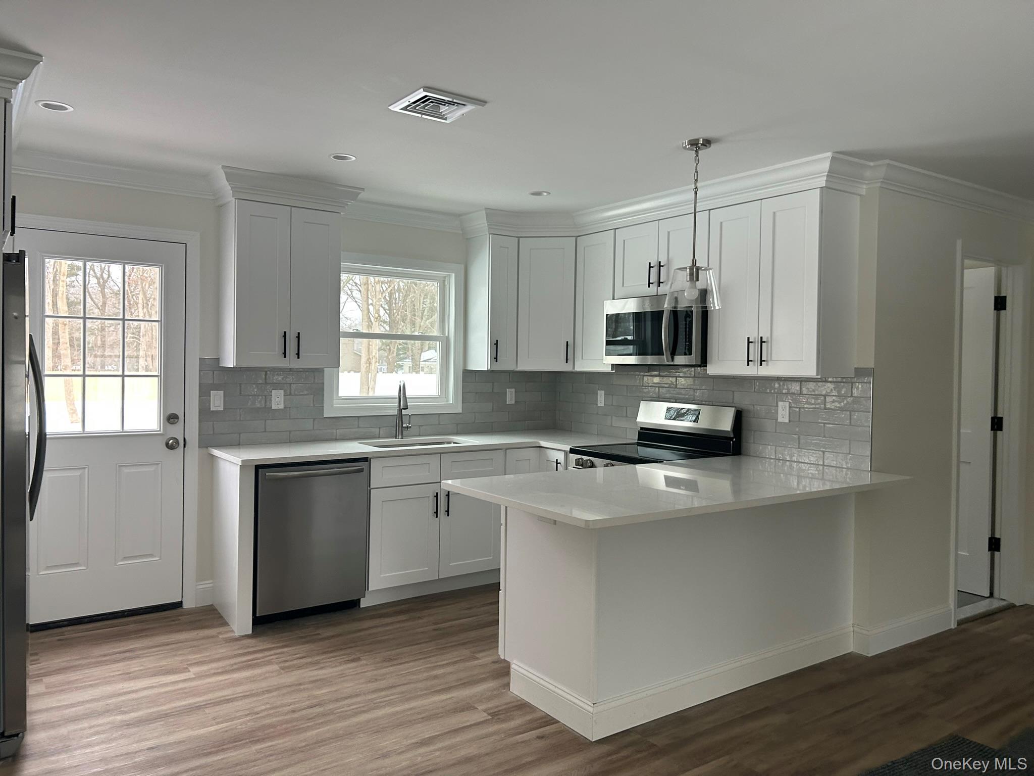 #11 photo, 70 Crestwood Drive, Shirley , NY 11967