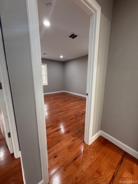 #7 photo, 149 Delaware Avenue, সাফোক কাউন্টি Bay Shore , NY 11706