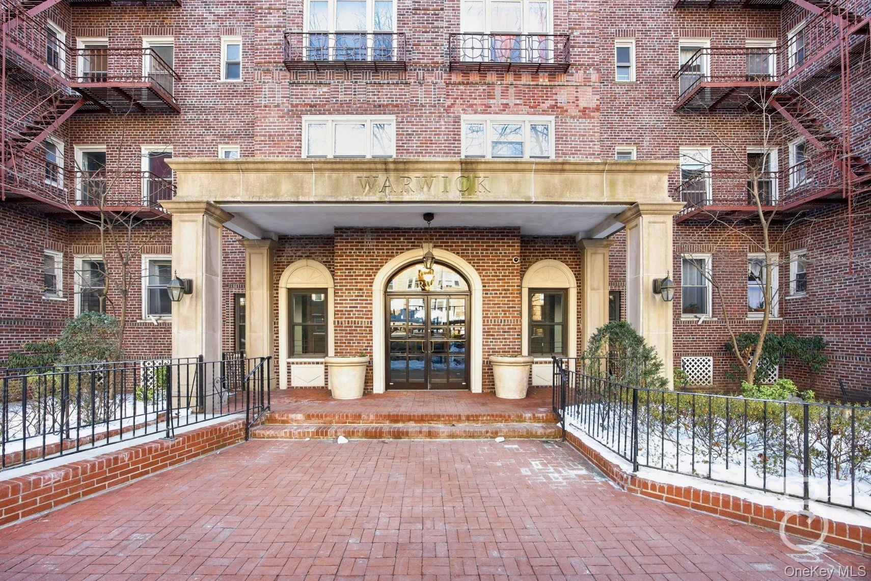 #19 photo, 76-12 35th Avenue, Jackson Heights , NY 11372