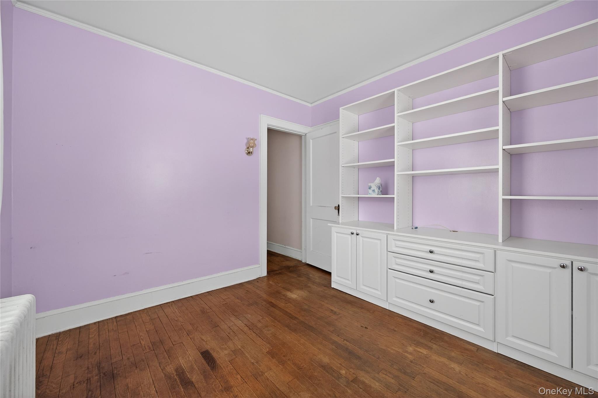 #17 photo, 8 Henry Place, सफ़ोक काउंटी Bay Shore , NY 11706