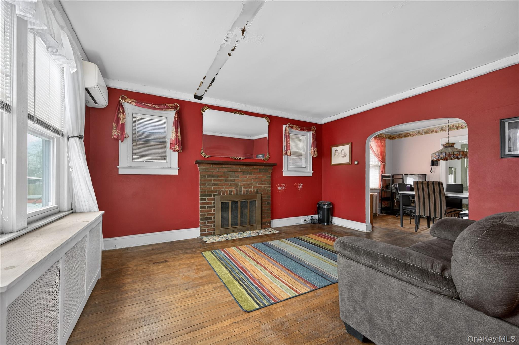 #4 photo, 8 Henry Place, सफ़ोक काउंटी Bay Shore , NY 11706