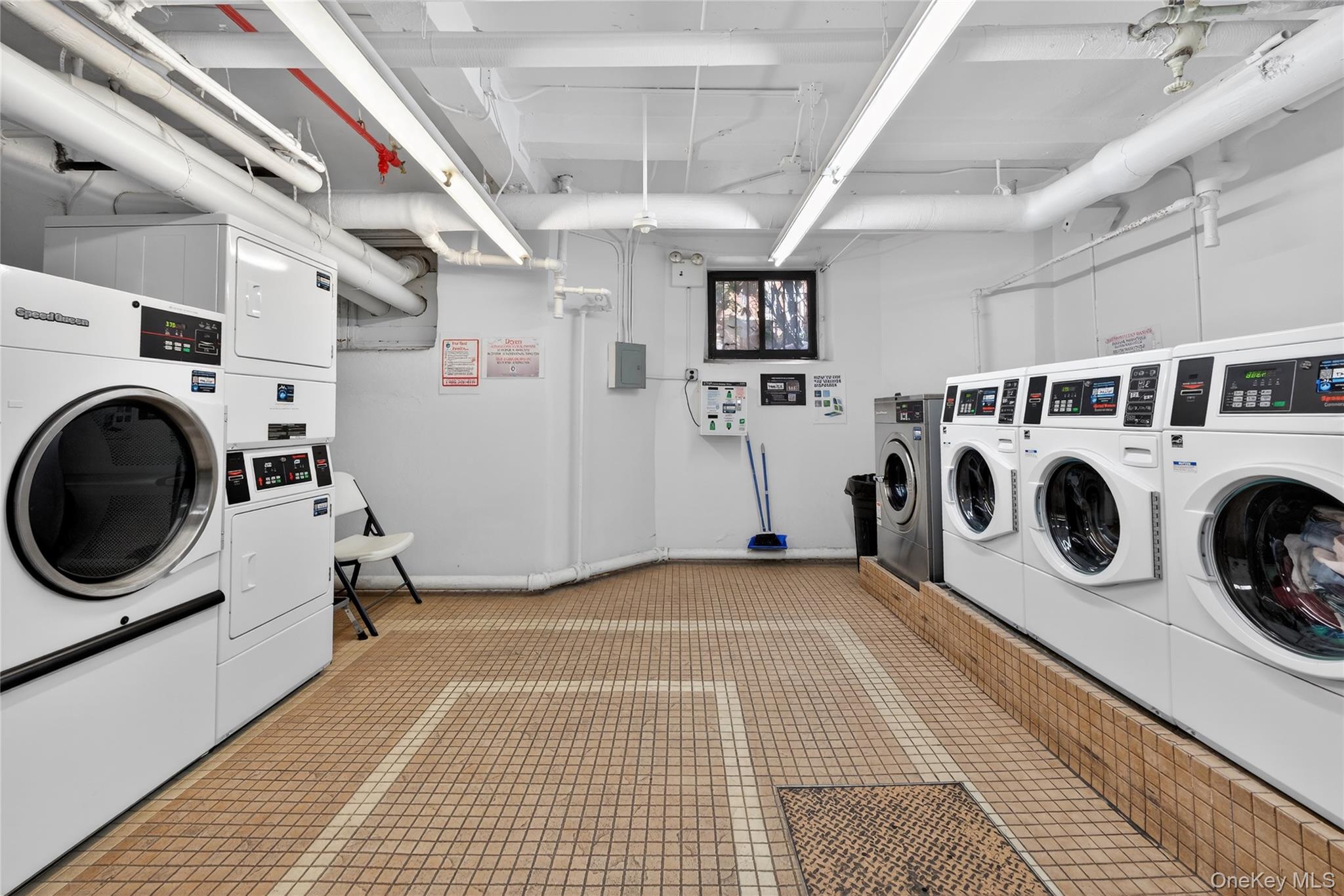 #20 photo, 3536 76th Street, Jackson Heights , NY 11372