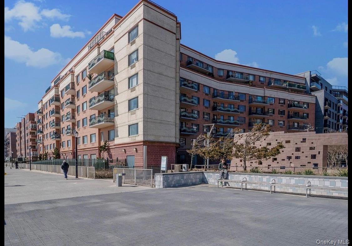 #4 photo, 136 Beach 117 Street, קווינס Rockaway Park , NY 11694