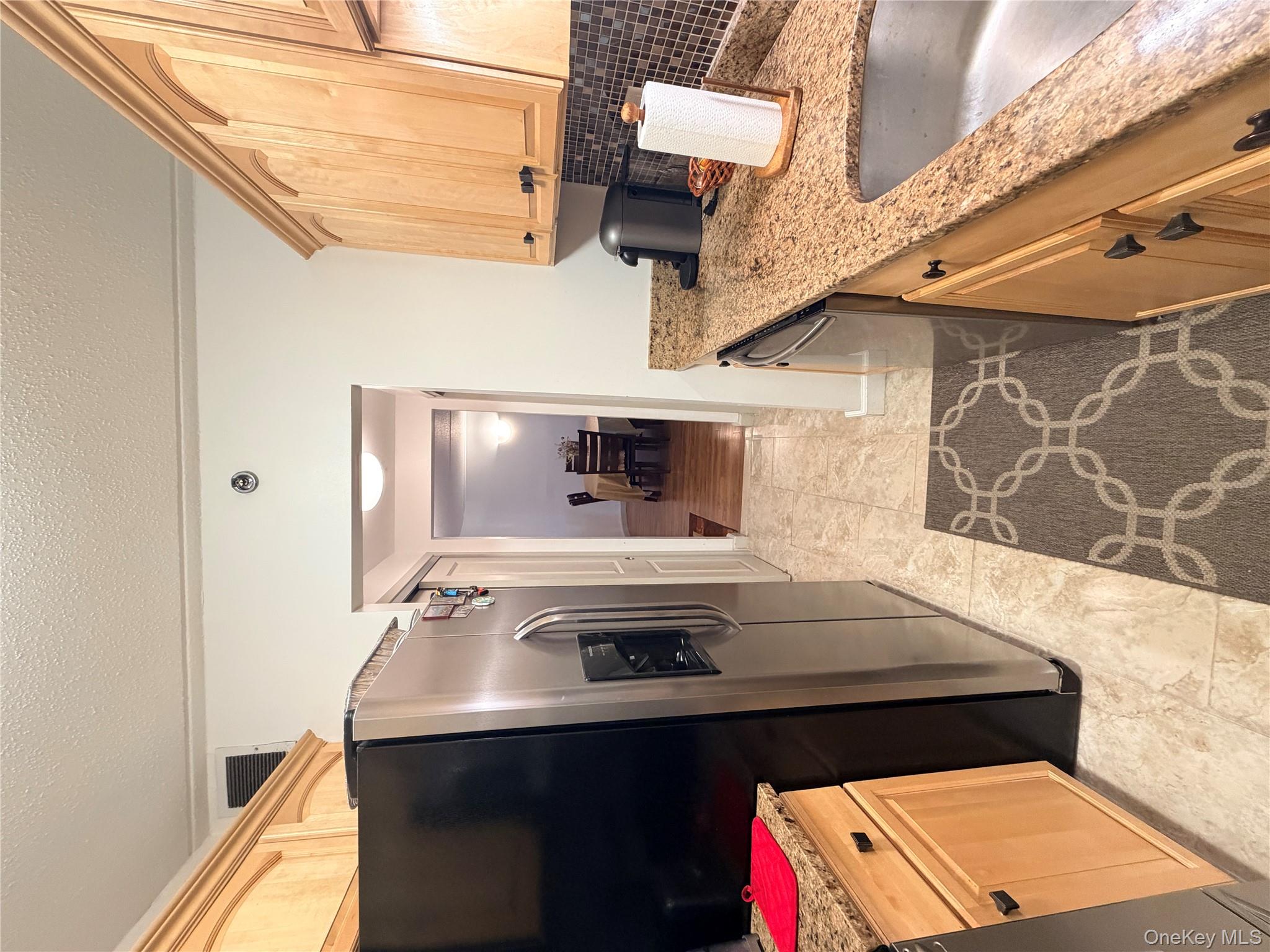 #8 photo, 136 Beach 117 Street, Rockaway Park , NY 11694