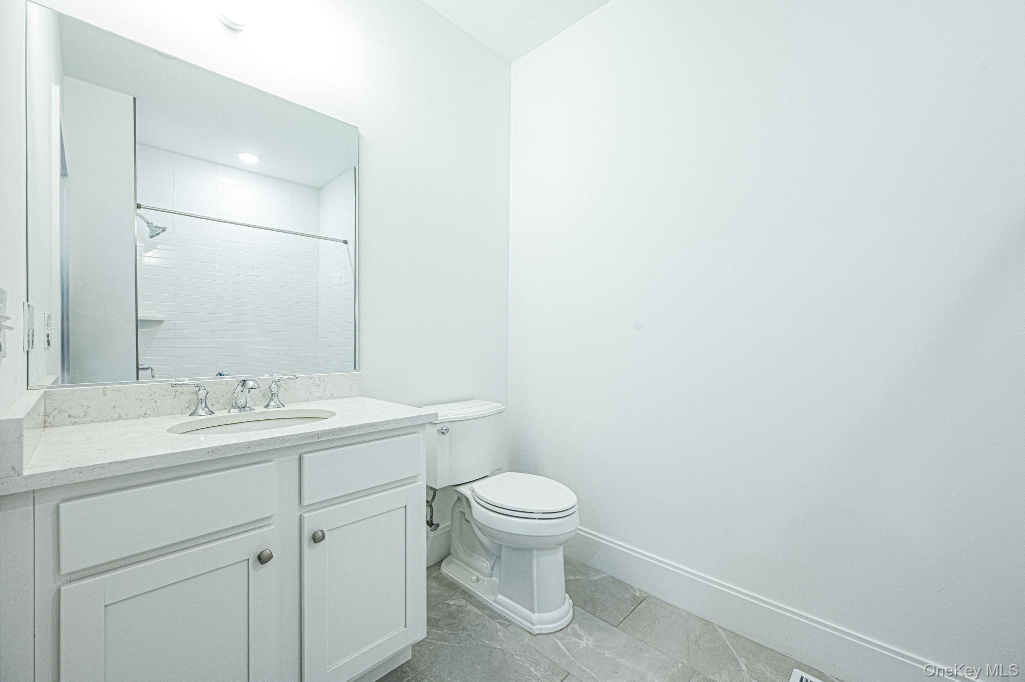 #19 photo, 506 Emanuel Way, ناسو East Meadow , NY 11554