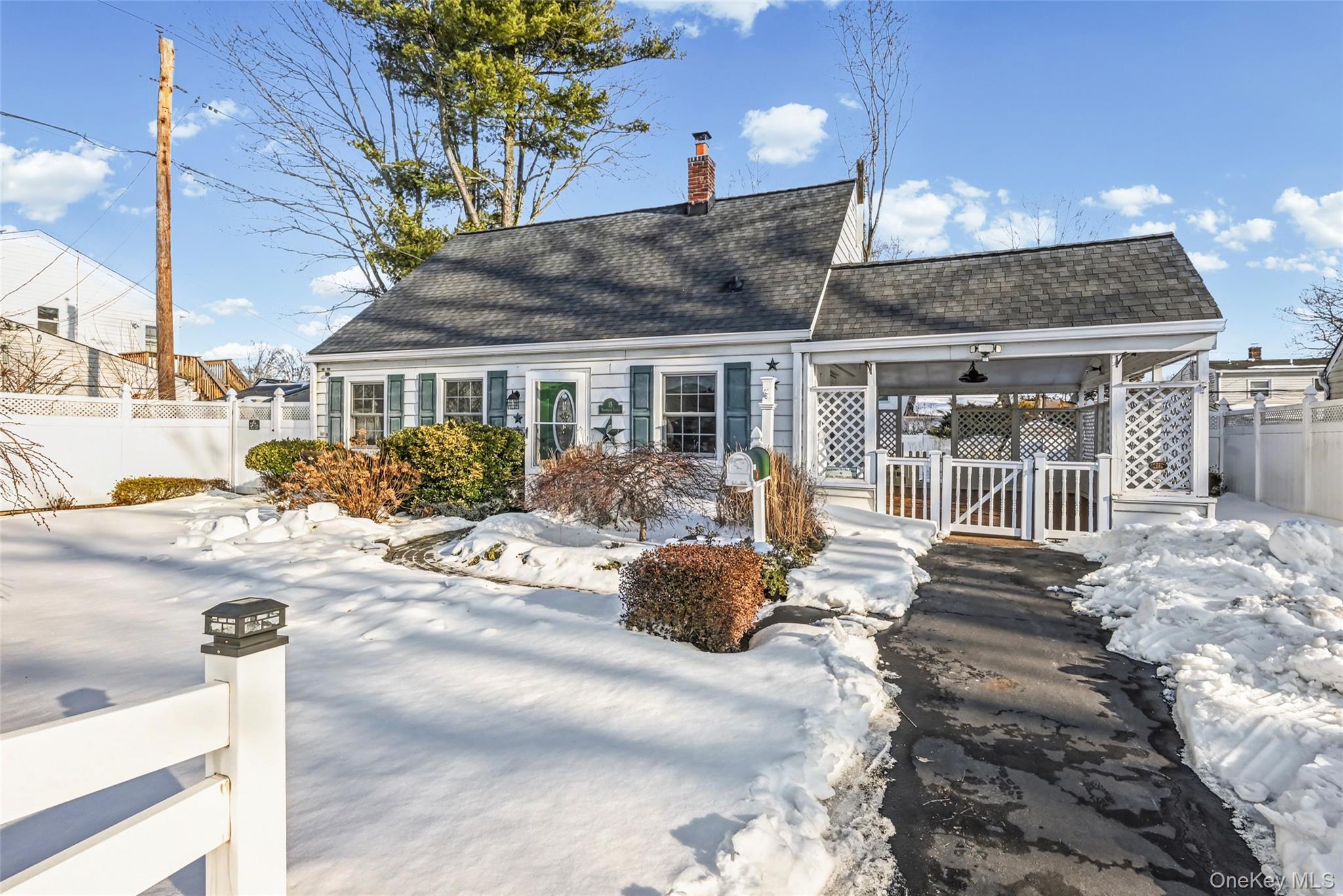 #2 photo, 15 Primrose Lane, Levittown , NY 11756