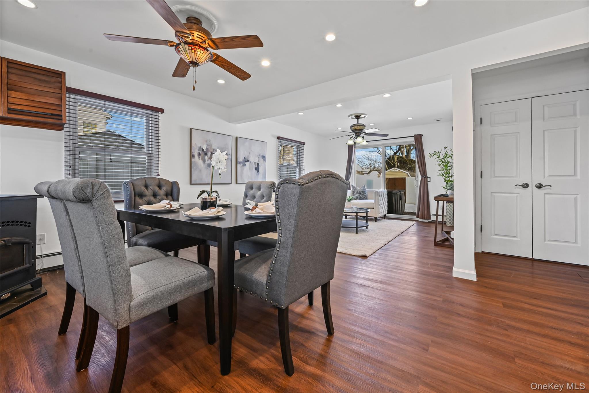 #4 photo, 15 Primrose Lane, Levittown , NY 11756