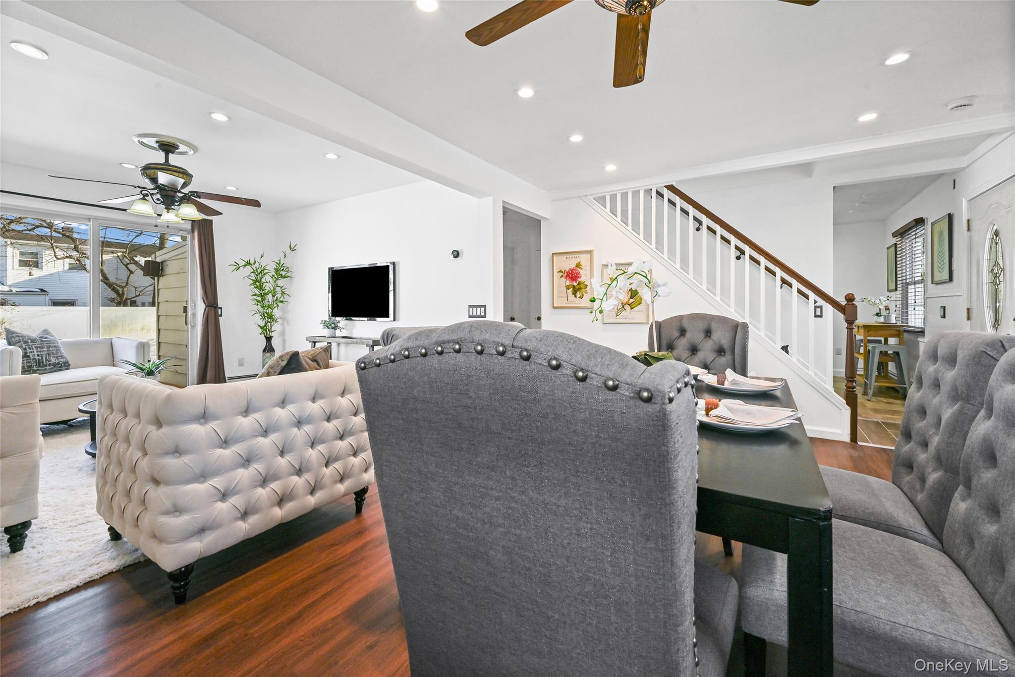 #5 photo, 15 Primrose Lane, Levittown , NY 11756