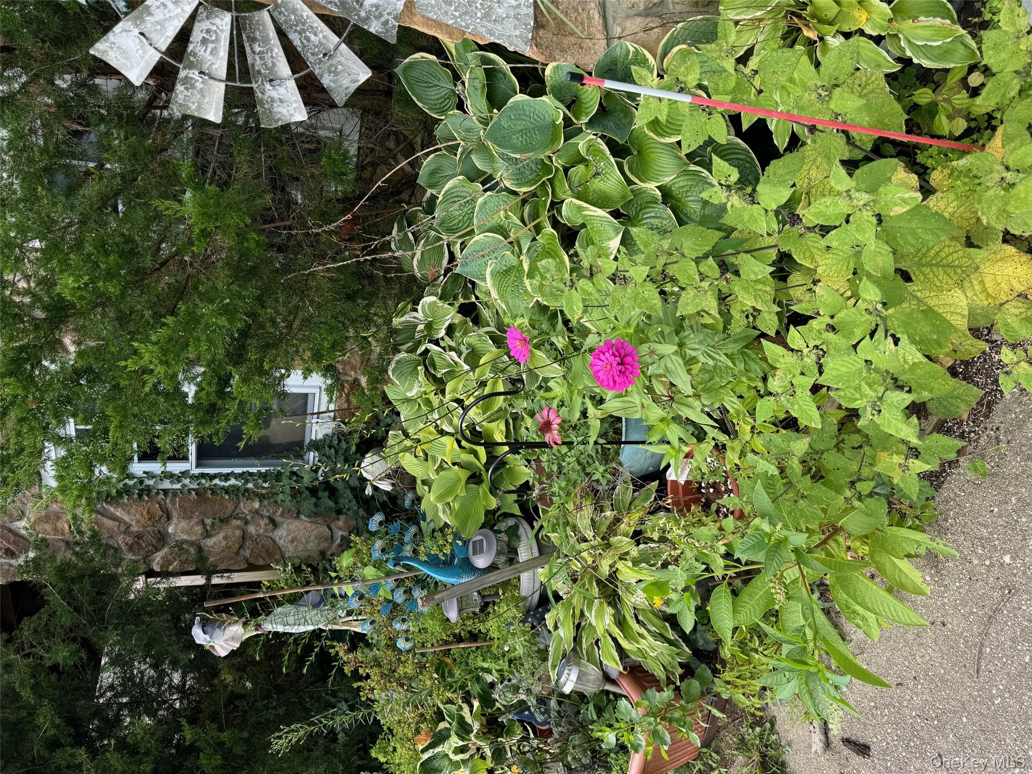 #15 photo, 729 S 9th Street, Lindenhurst , NY 11757