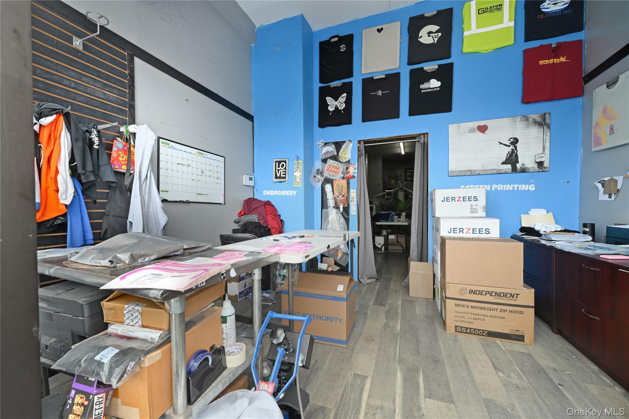 #6 photo, 249-50 Jericho Turnpike, Bellerose , NY 11001