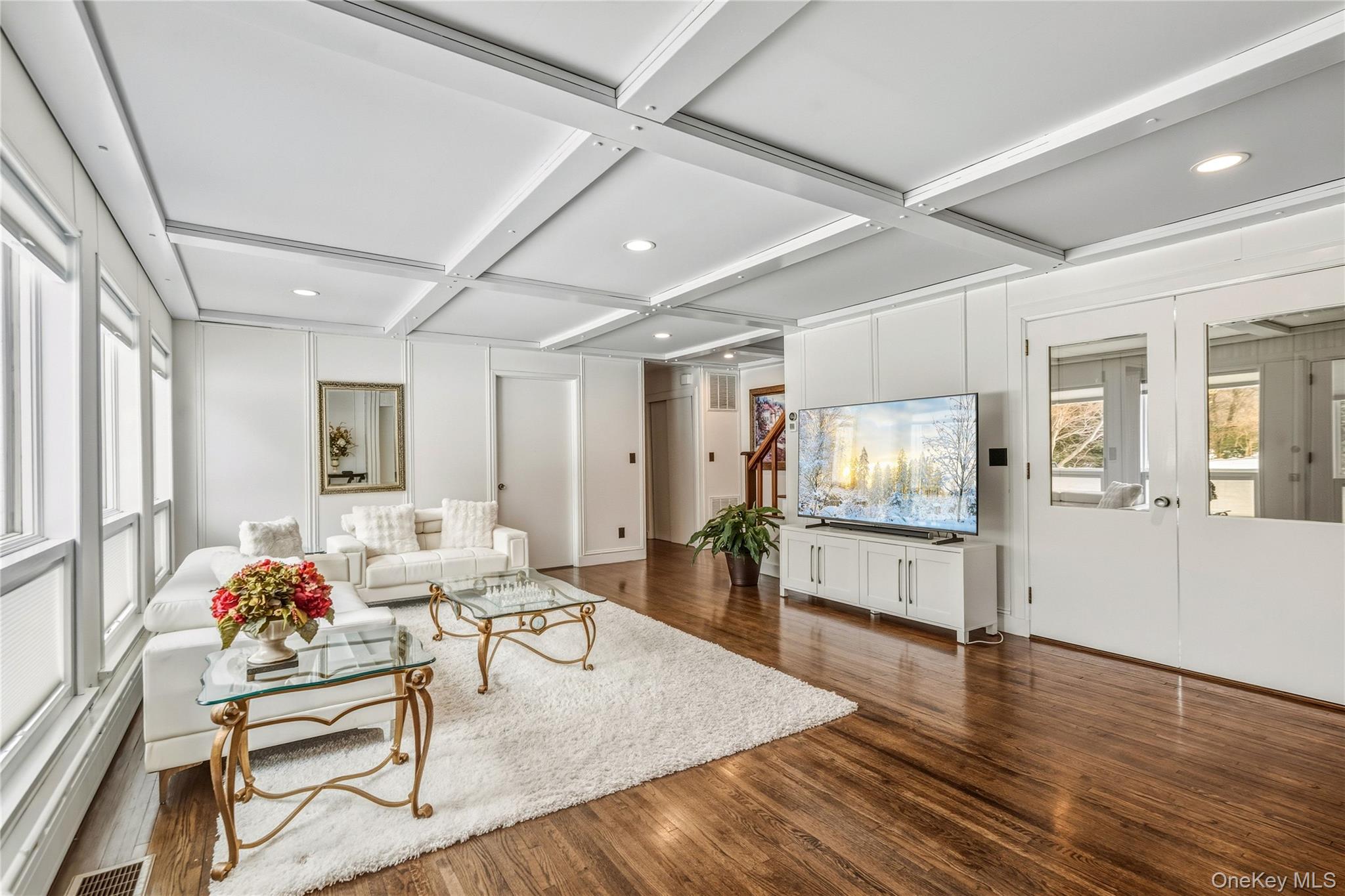 #11 photo, 19 Frost Creek Drive, מחוז נסאו Lattingtown , NY 11560