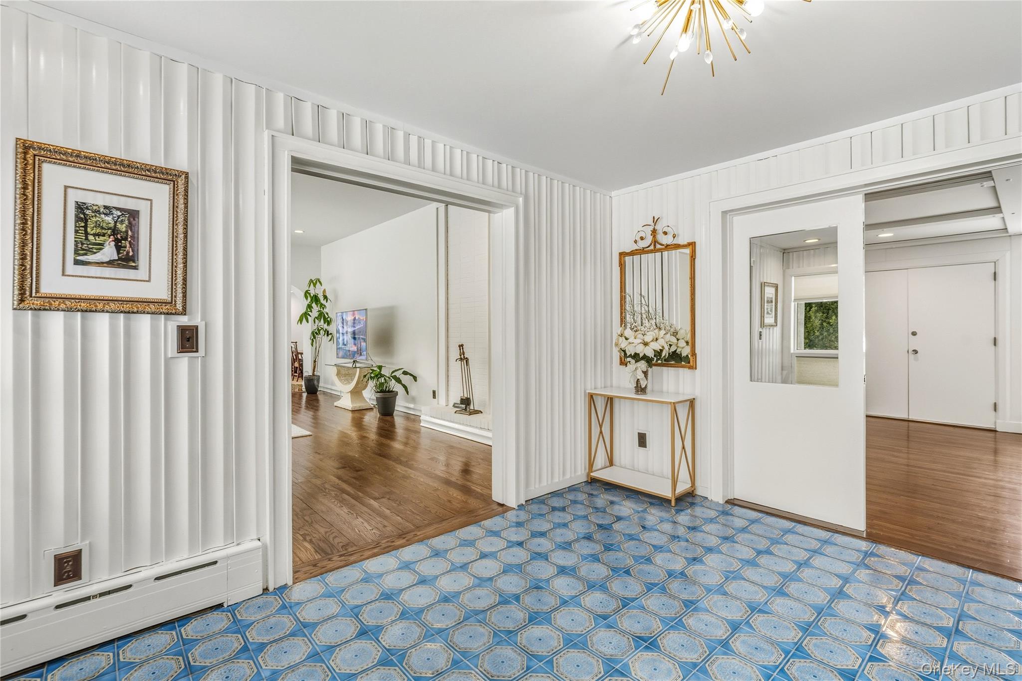 #2 photo, 19 Frost Creek Drive, מחוז נסאו Lattingtown , NY 11560