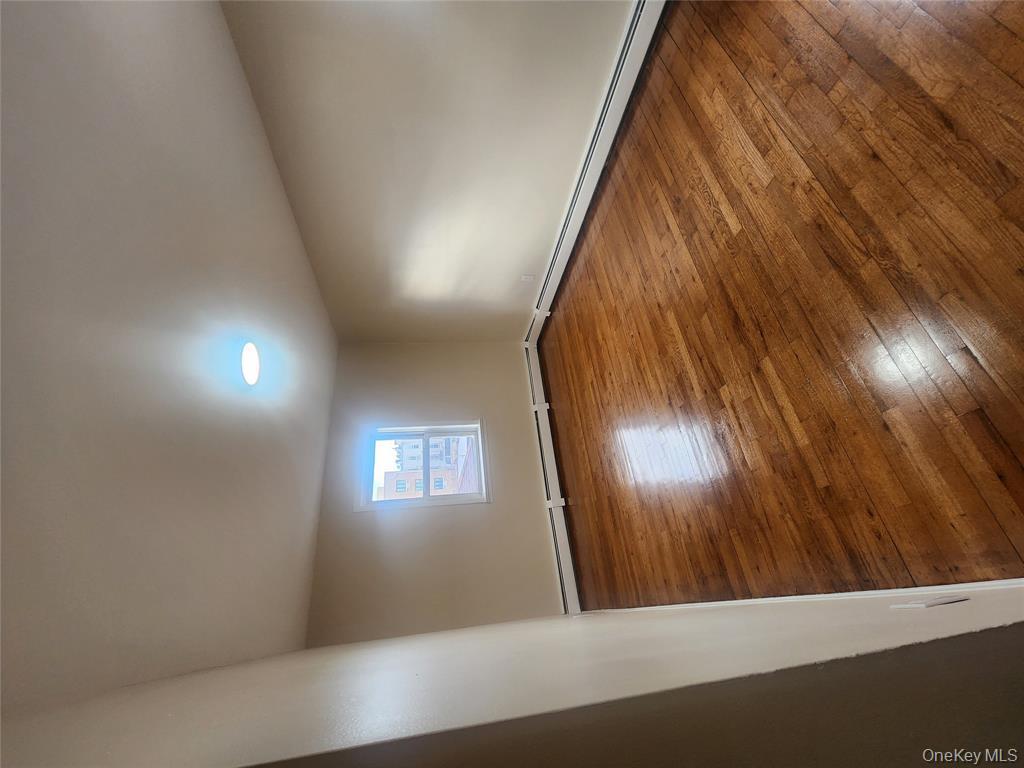 #8 photo, 101-27 92nd Street, Ozone Park , NY 11416