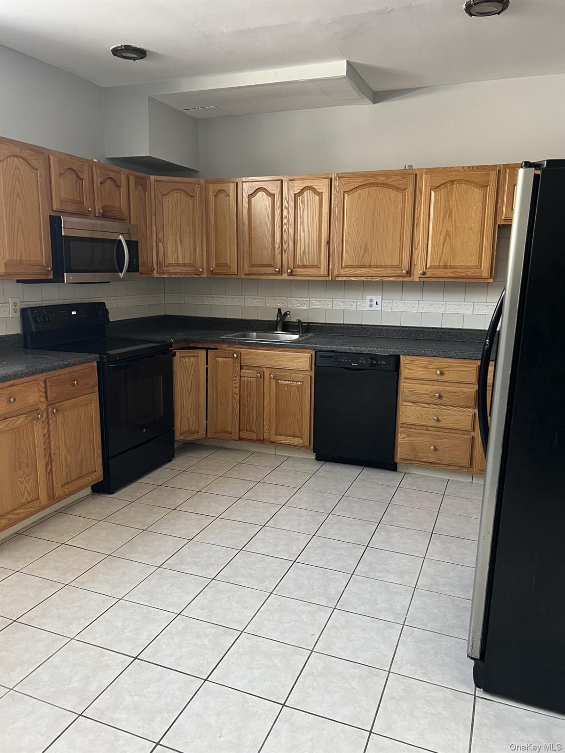 #6 photo, 130 Glenwood Avenue, Yonkers , NY 10703