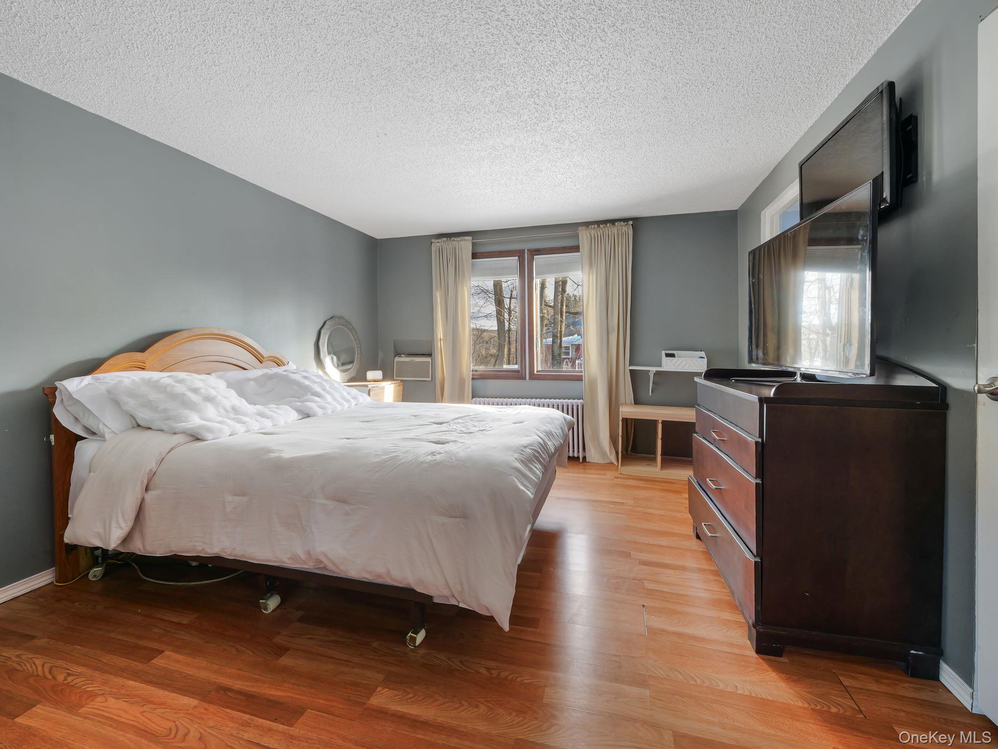 #17 photo, 4 Lambros Drive, Monroe , NY 10950