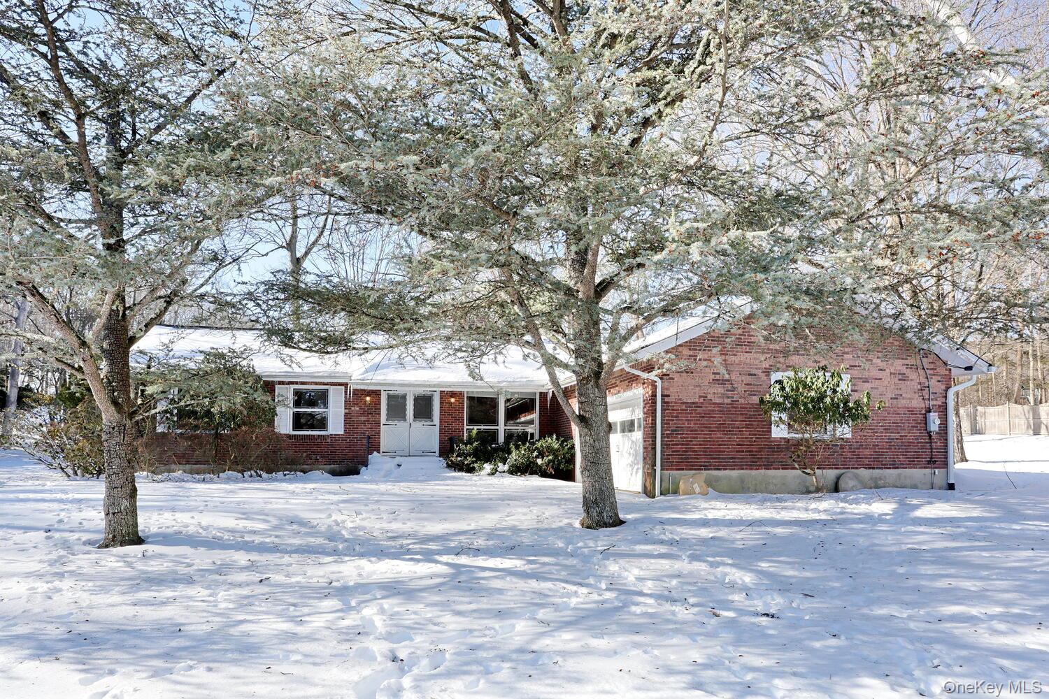 #1 photo, 5 Steinway Court, Suffern , NY 10901