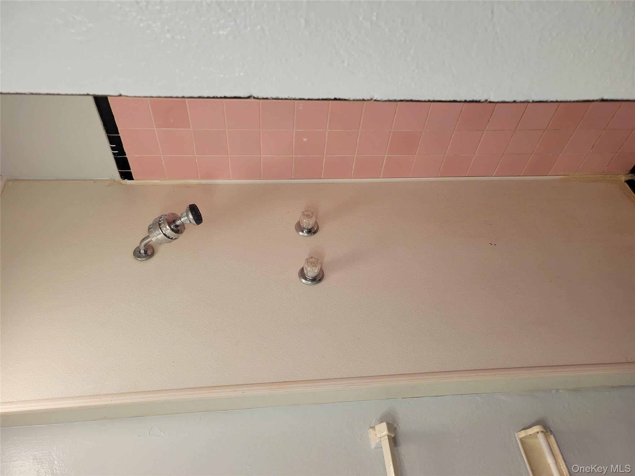 #1 photo, 200 Fosler Road, Highland , NY 12528