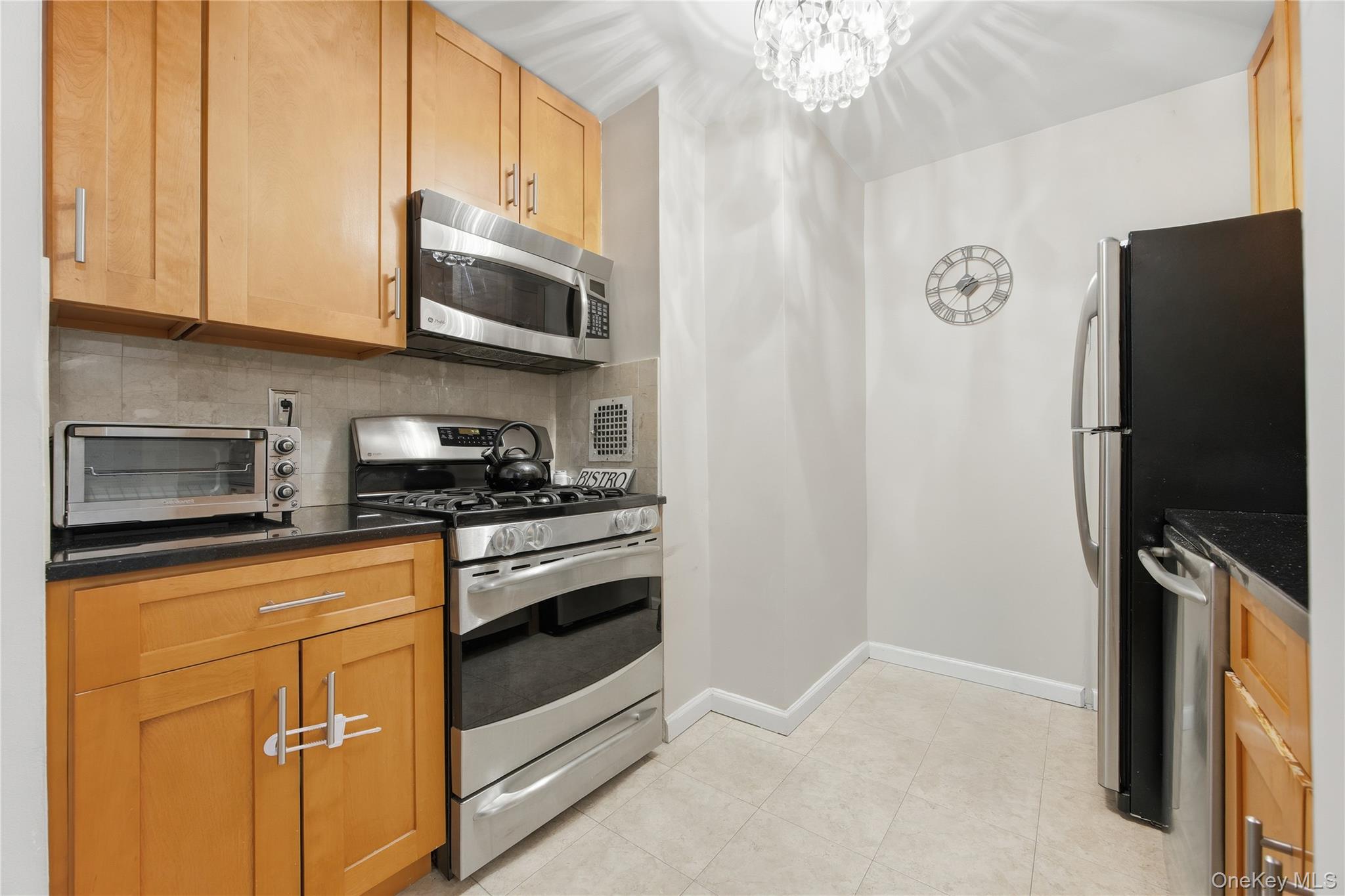 #10 photo, 21 Fairview Avenue, Tuckahoe , NY 10707