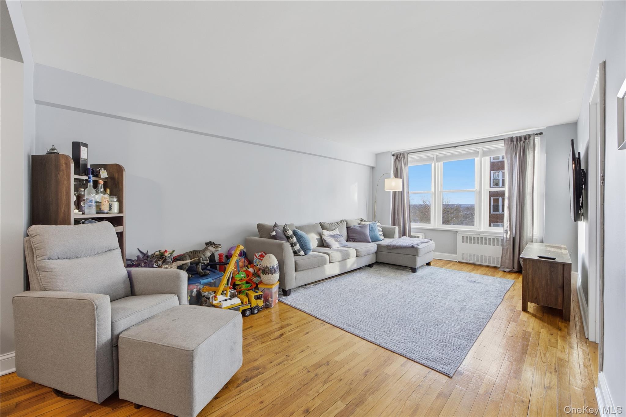 #4 photo, 21 Fairview Avenue, Tuckahoe , NY 10707