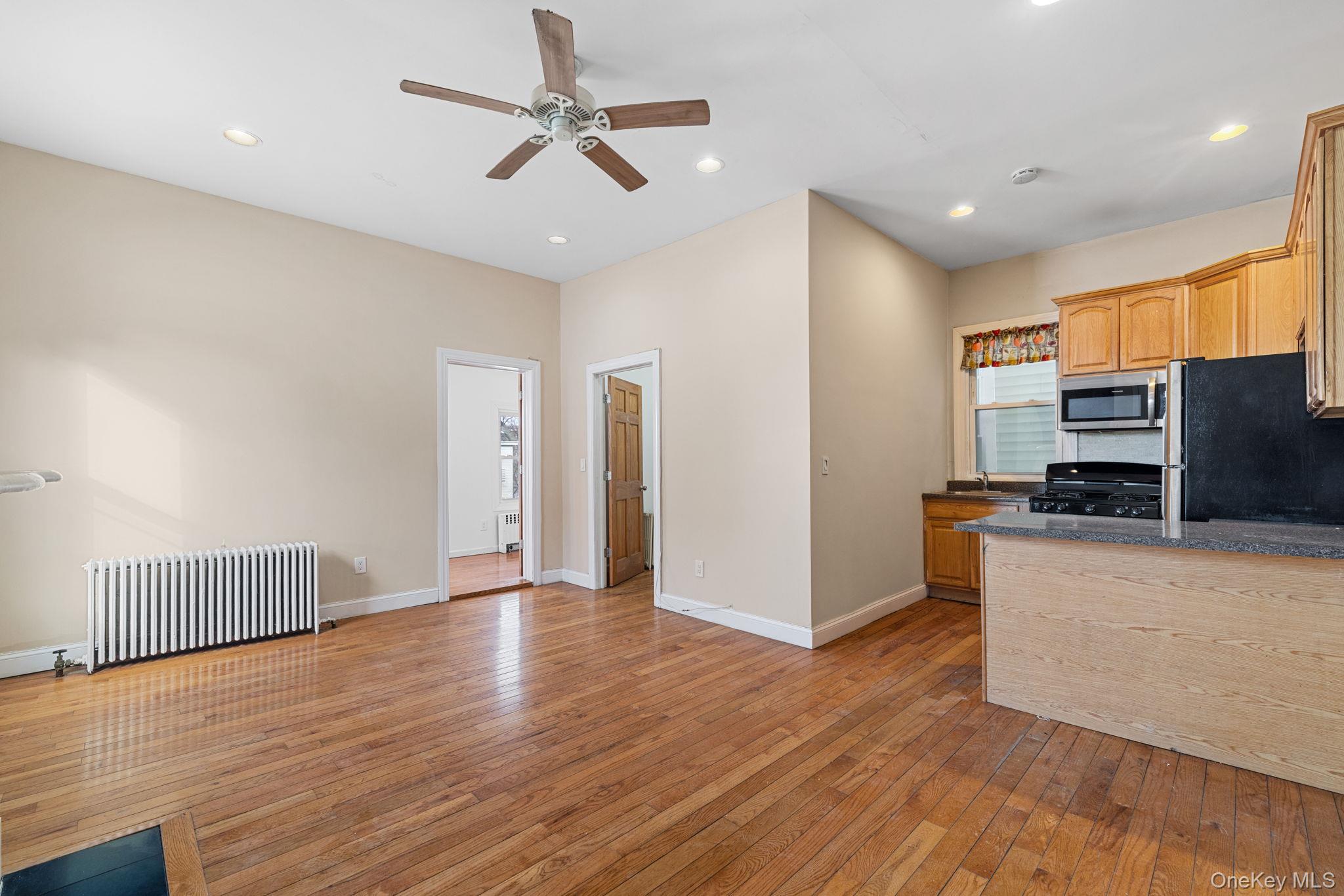 #4 photo, 177 Woodworth Avenue, Yonkers , NY 10701