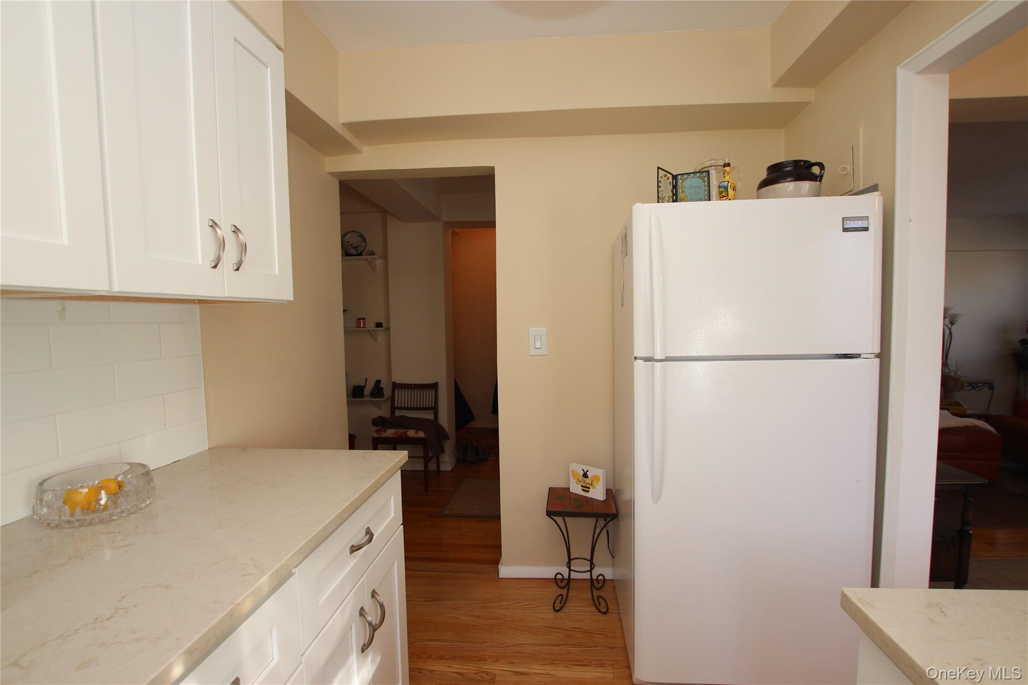 #10 photo, 120 E hartsdale Avenue, 纽约州 Hartsdale , NY 10530