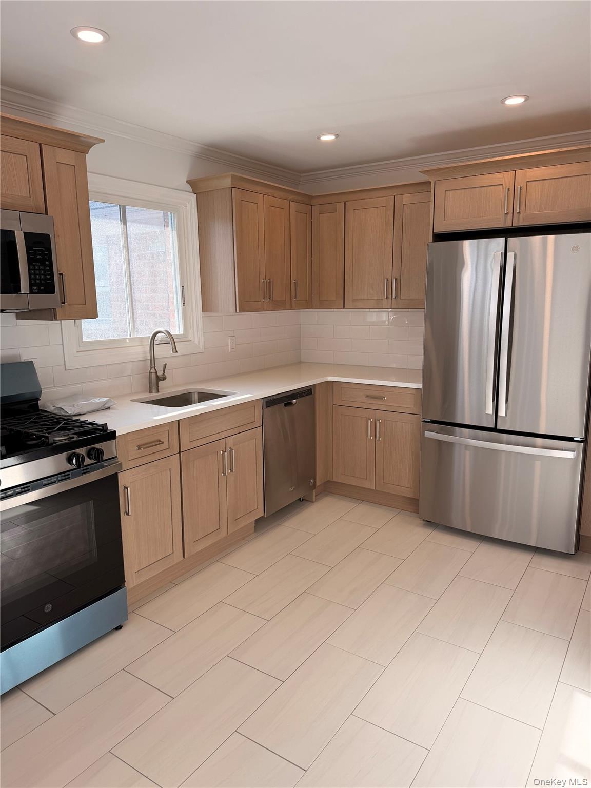 #4 photo, 4 Walnut Street, Rye , NY 10580