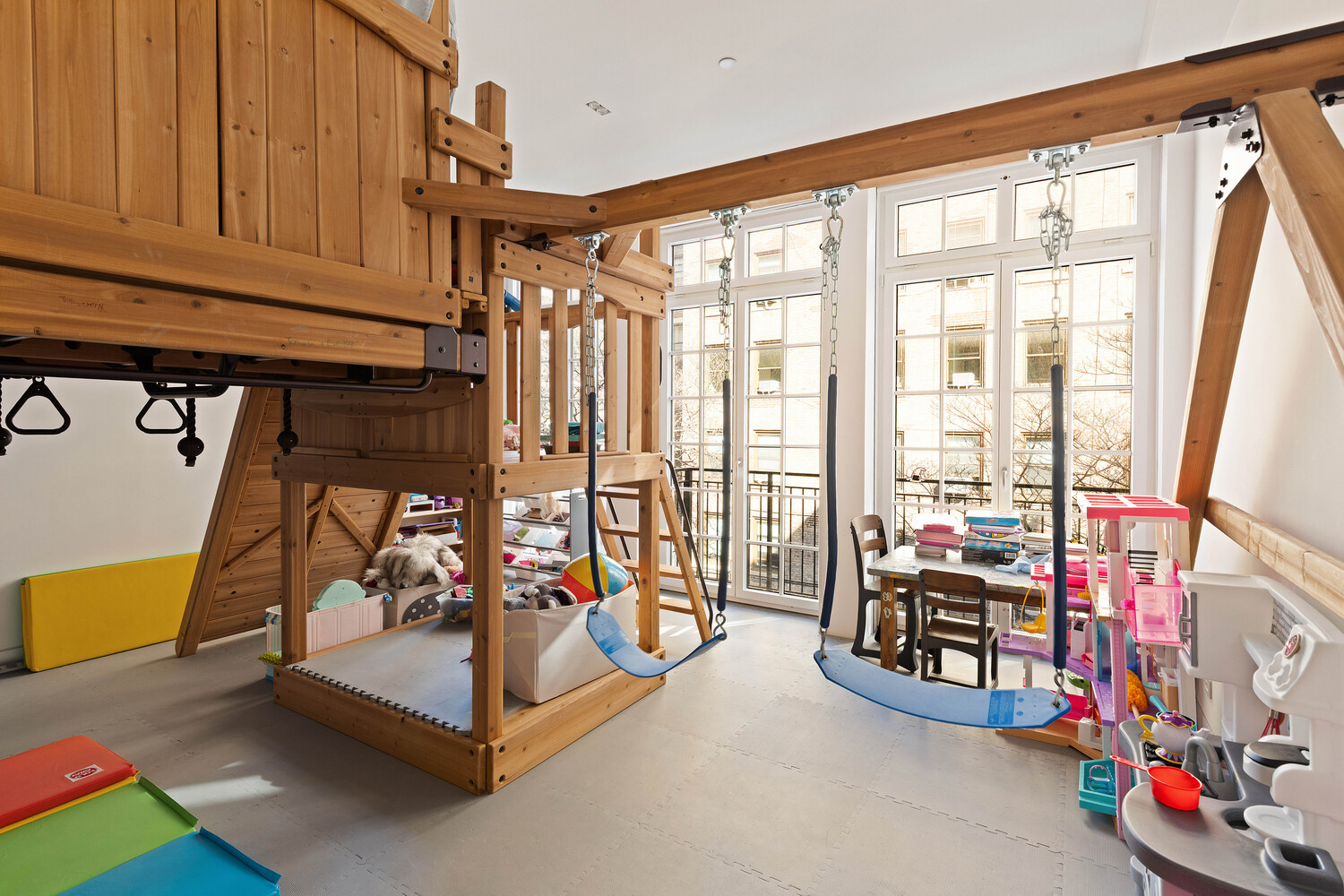 #16 photo, 163 W 76TH Street, Upper West Side , NY 10023