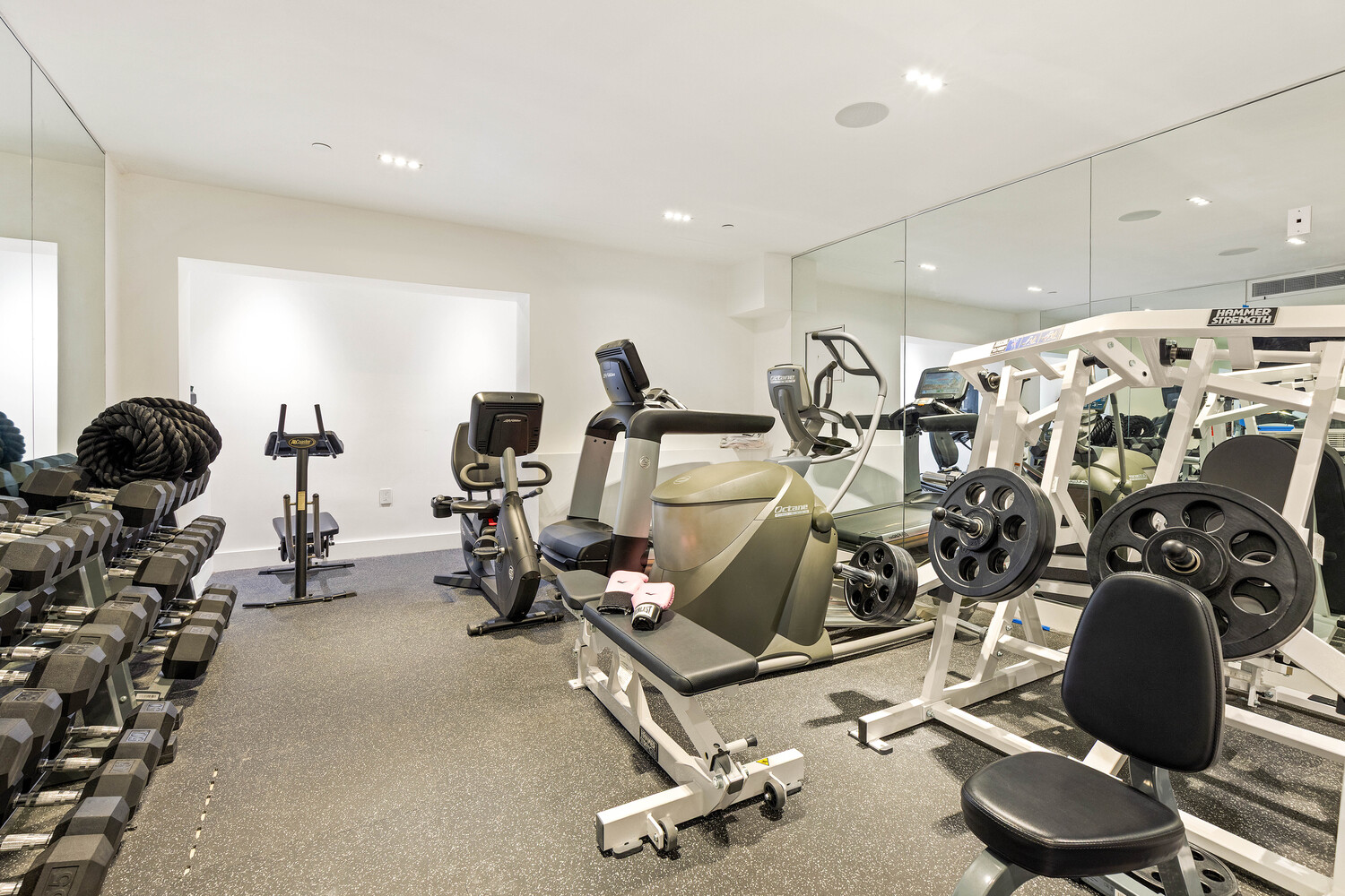 #17 photo, 163 W 76TH Street, Upper West Side , NY 10023