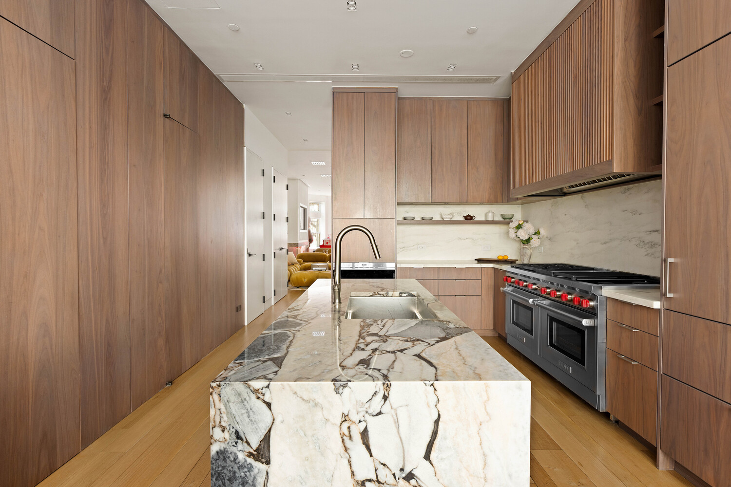 #5 photo, 163 W 76TH Street, Upper West Side , NY 10023