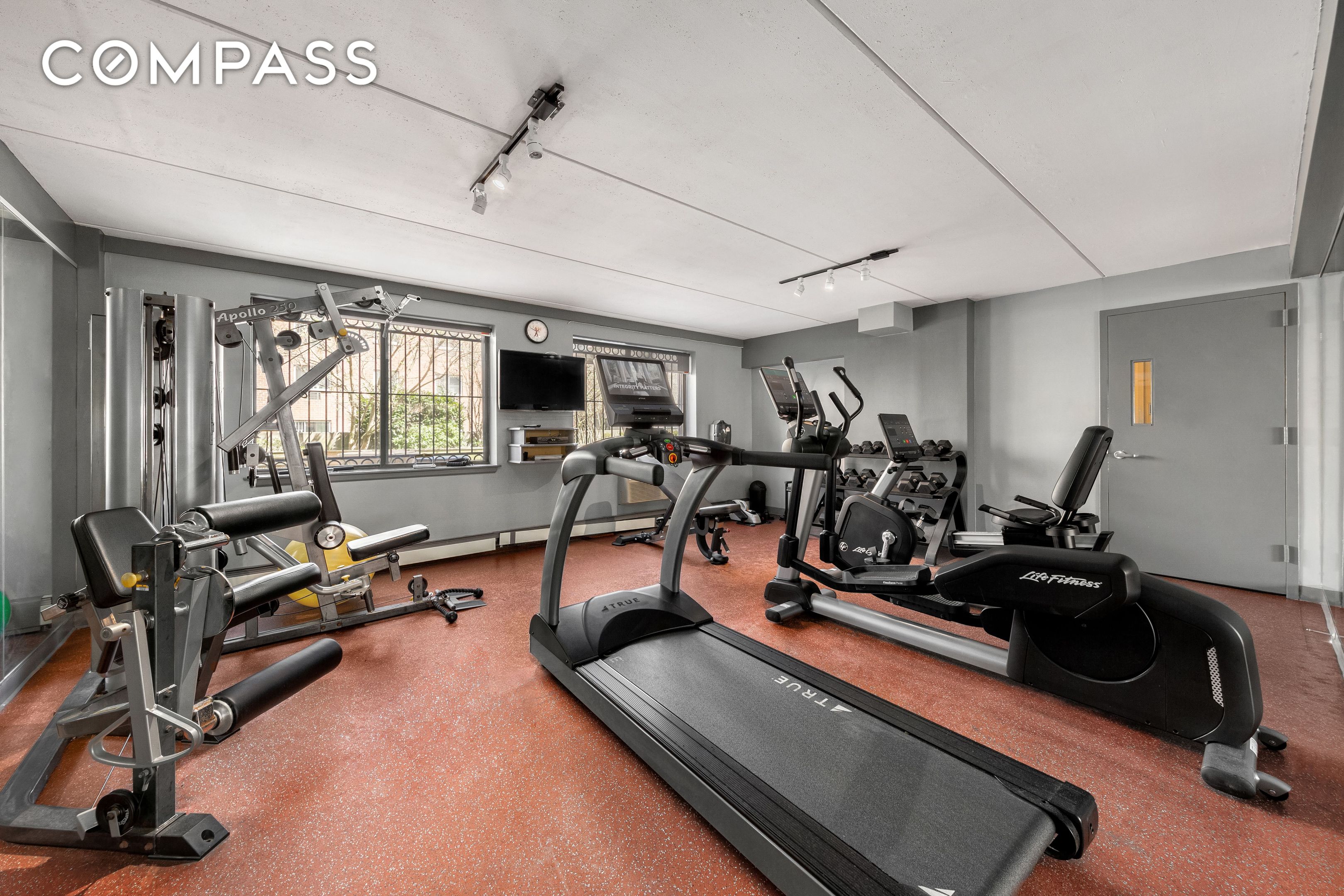 #17 photo, 333 E 119th Street, East Harlem , NY 10035