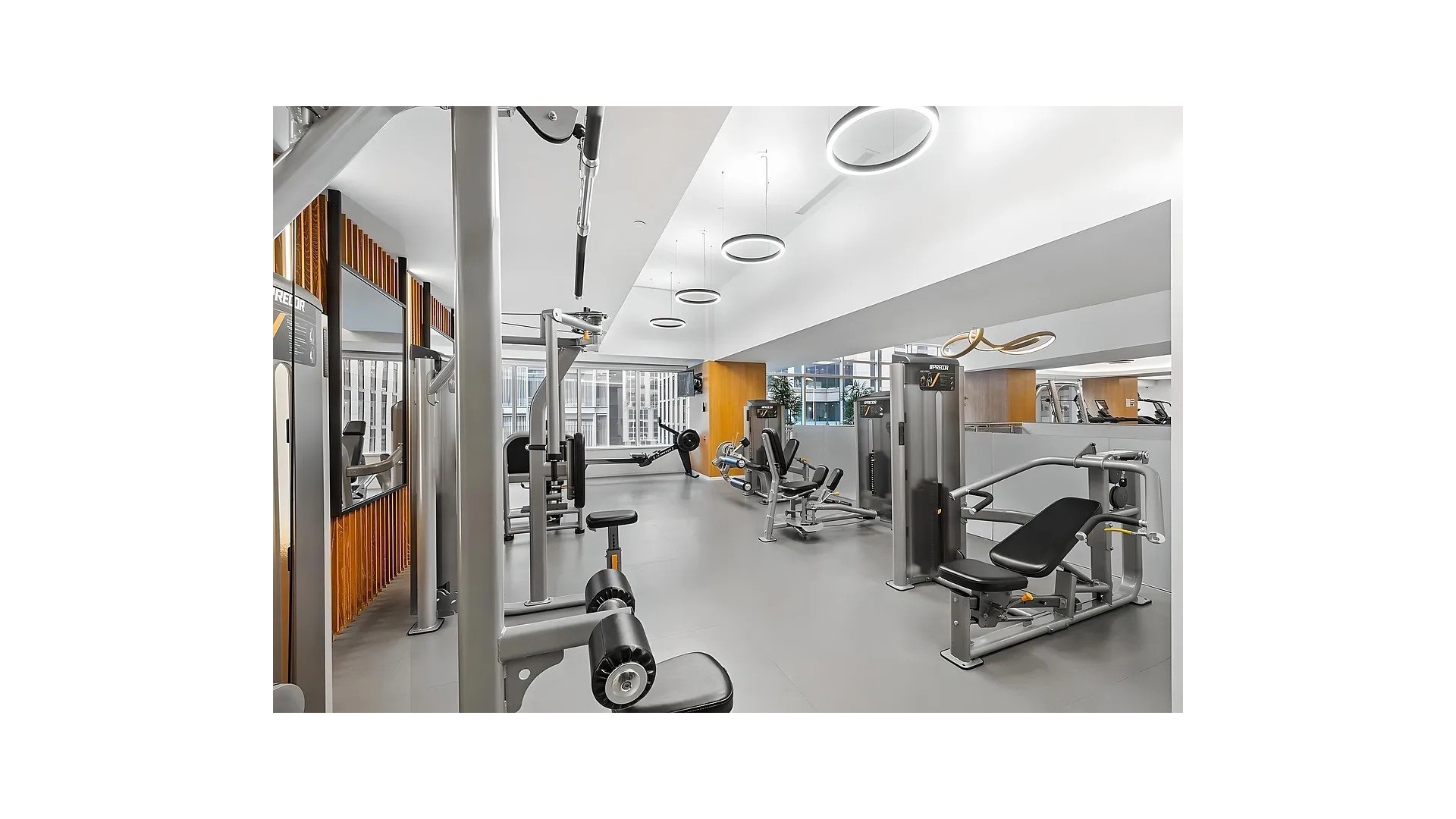 #11 photo, 15 W 53RD Street, Midtown , NY 10019