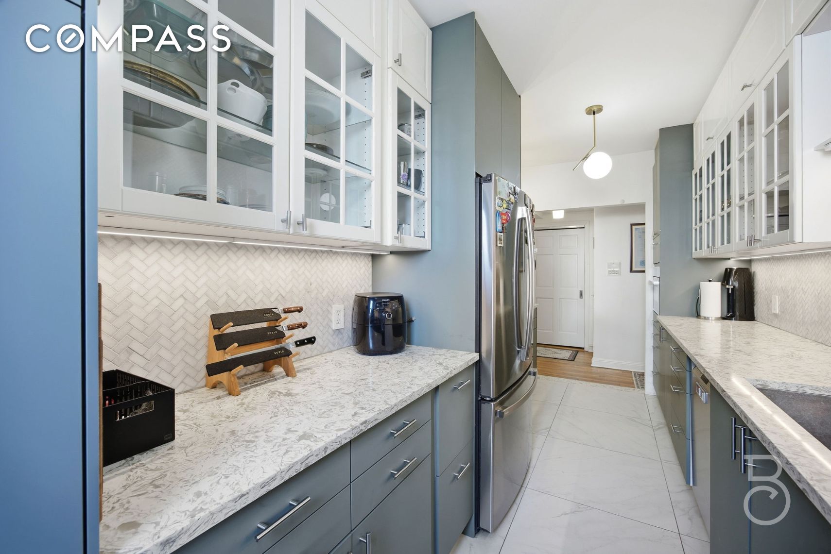 #3 photo, 76-12 35th Avenue, 皇后区 Jackson Heights , NY 11372