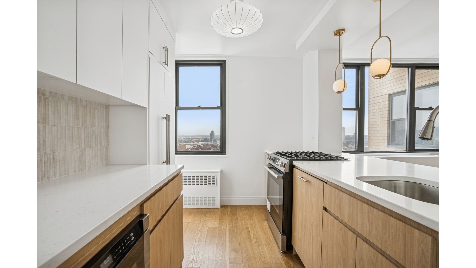 #5 photo, 201 E 17TH Street, 맨해튼 Gramercy Park , NY 10003