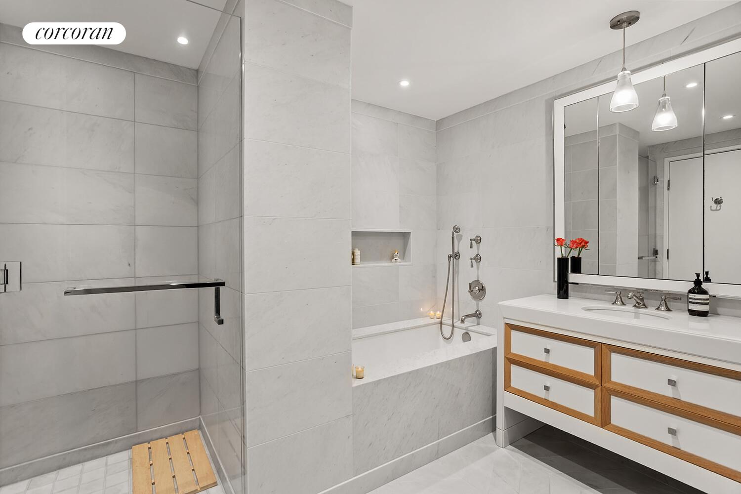 #4 photo, 212 WARREN Street, 맨해튼 Battery Park City , NY 10282