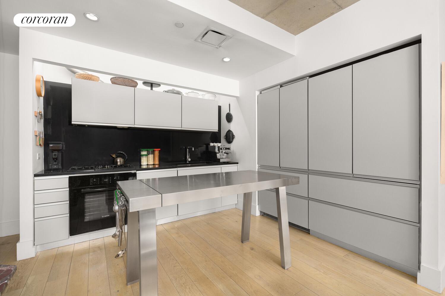 #4 photo, 115 NORFOLK Street, Lower East Side , NY 10002