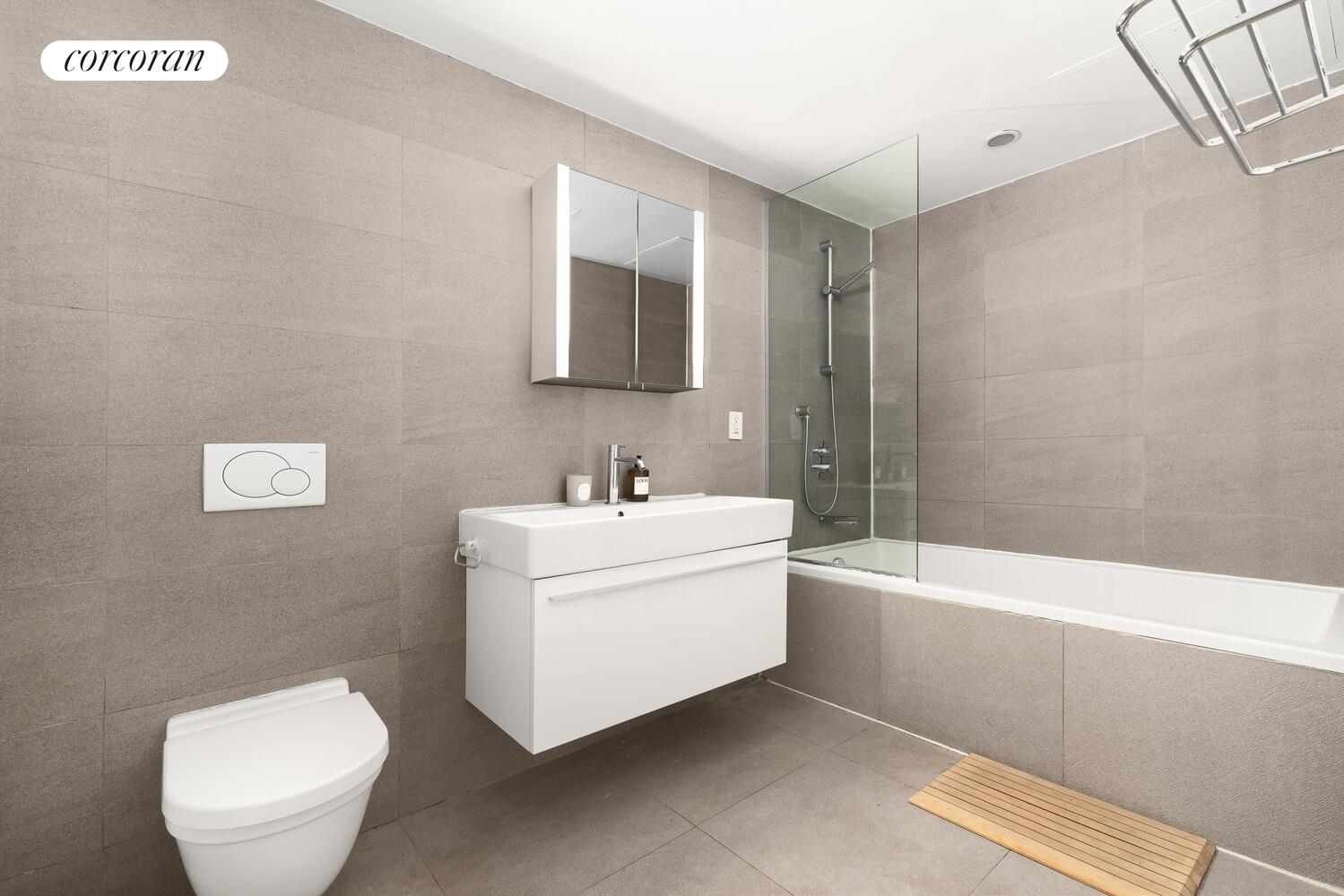 #6 photo, 115 NORFOLK Street, Lower East Side , NY 10002