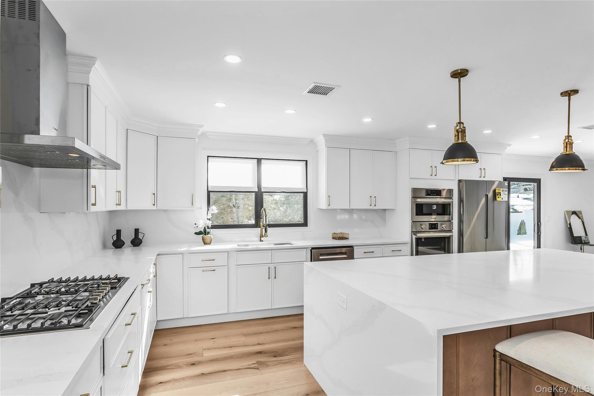 #11 photo, 8 Allison Drive, Old Bethpage , NY 11804