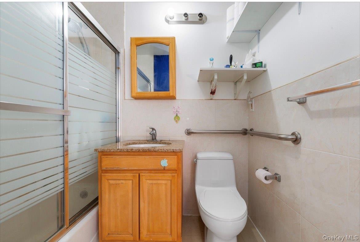 #5 photo, 13939 35th Avenue, Flushing , NY 11354