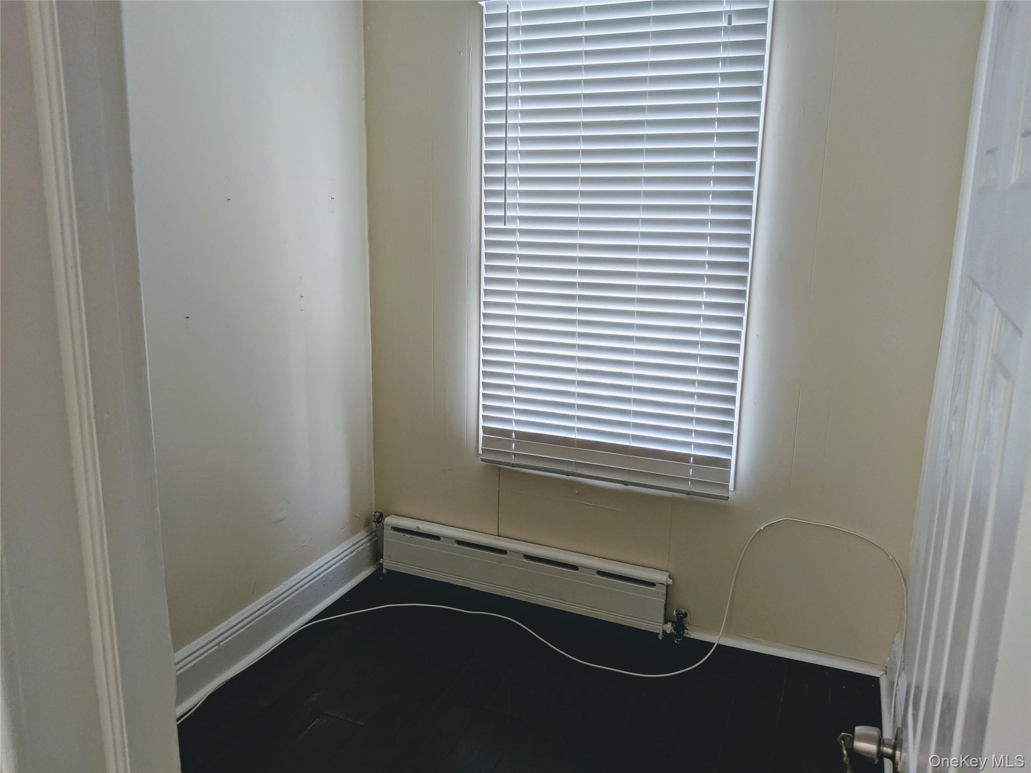 #18 photo, 8424 129th Street, Kew Gardens , NY 11415