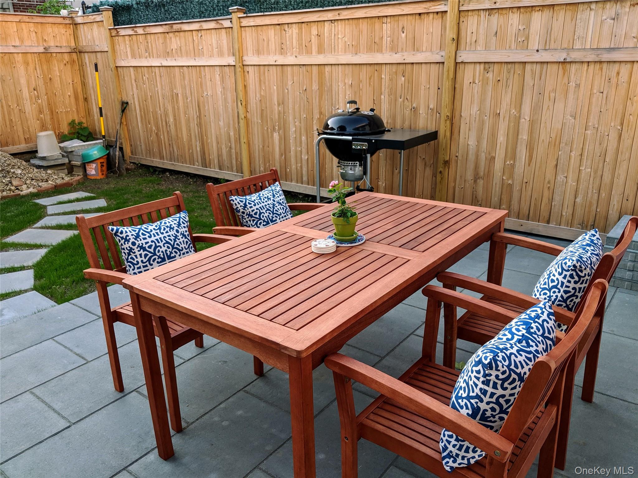 #2 photo, 8424 129th Street, Kew Gardens , NY 11415