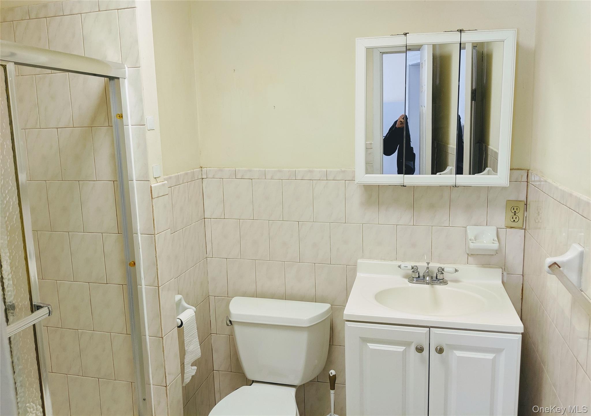 #20 photo, 8424 129th Street, Kew Gardens , NY 11415