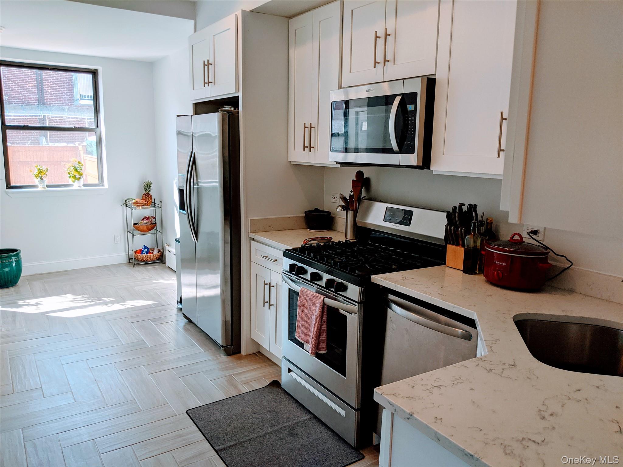 #4 photo, 8424 129th Street, Kew Gardens , NY 11415