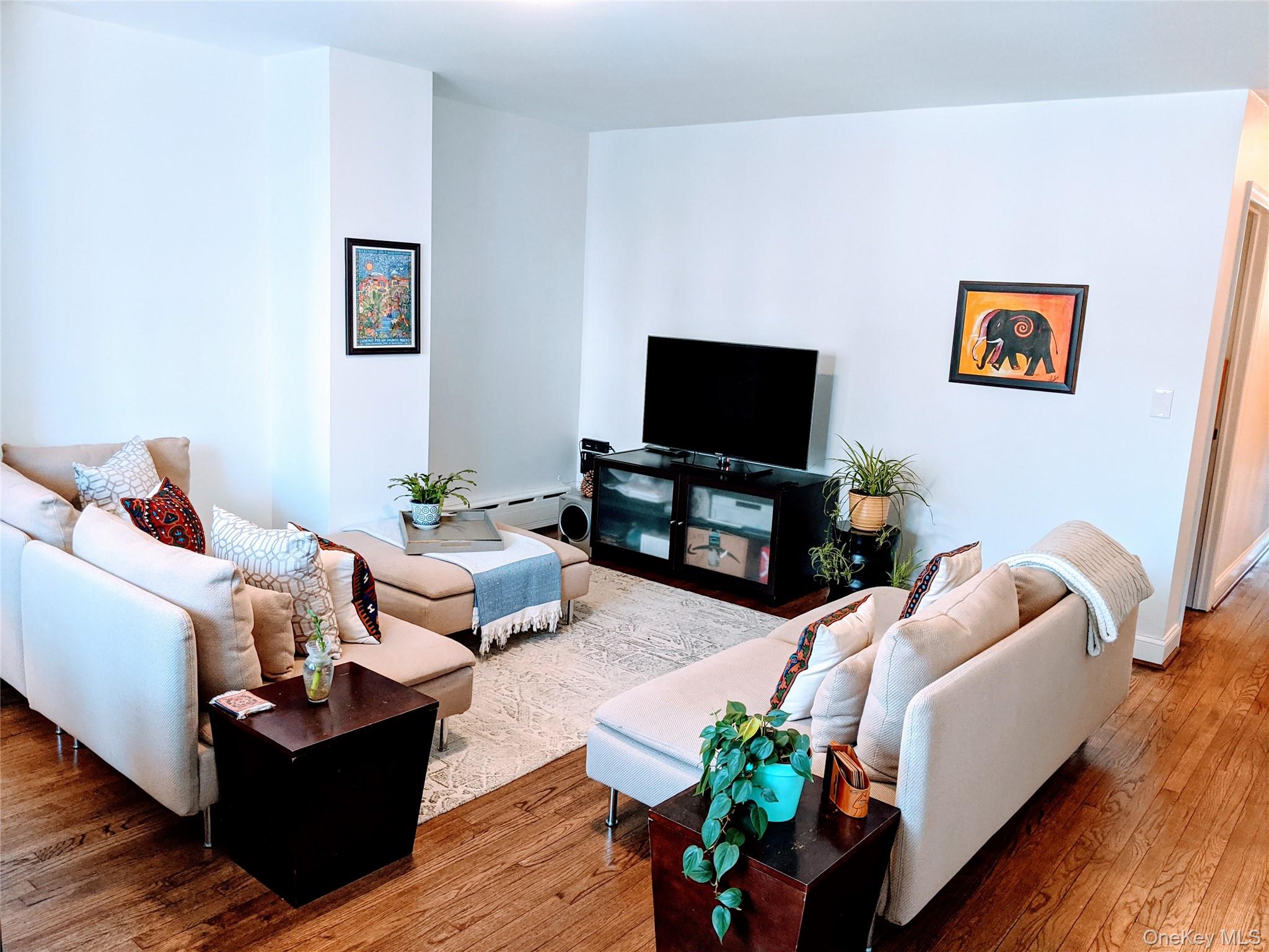 #7 photo, 8424 129th Street, Kew Gardens , NY 11415