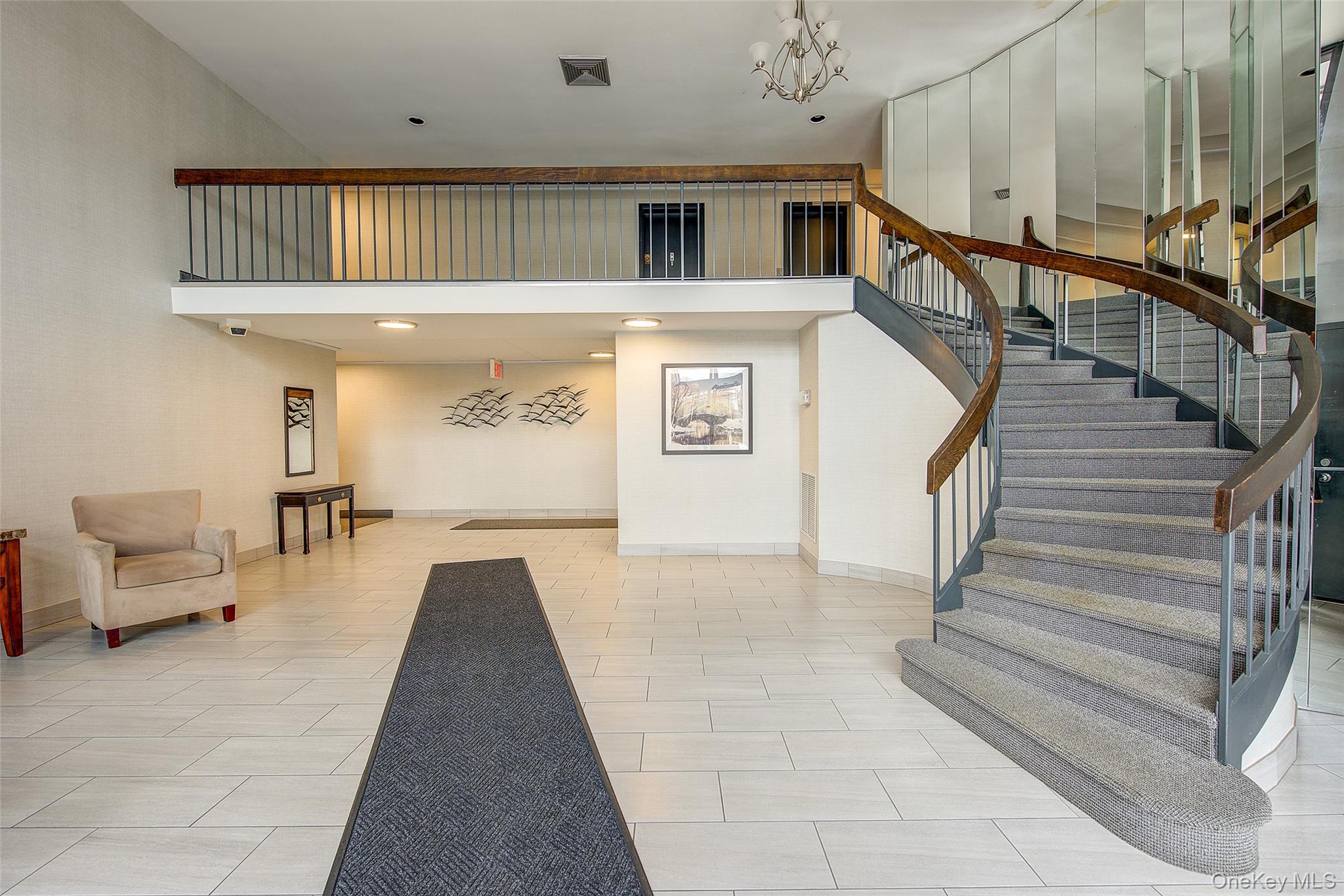 #2 photo, 209-33 26th Avenue, बेसाइड Bayside , NY 11360