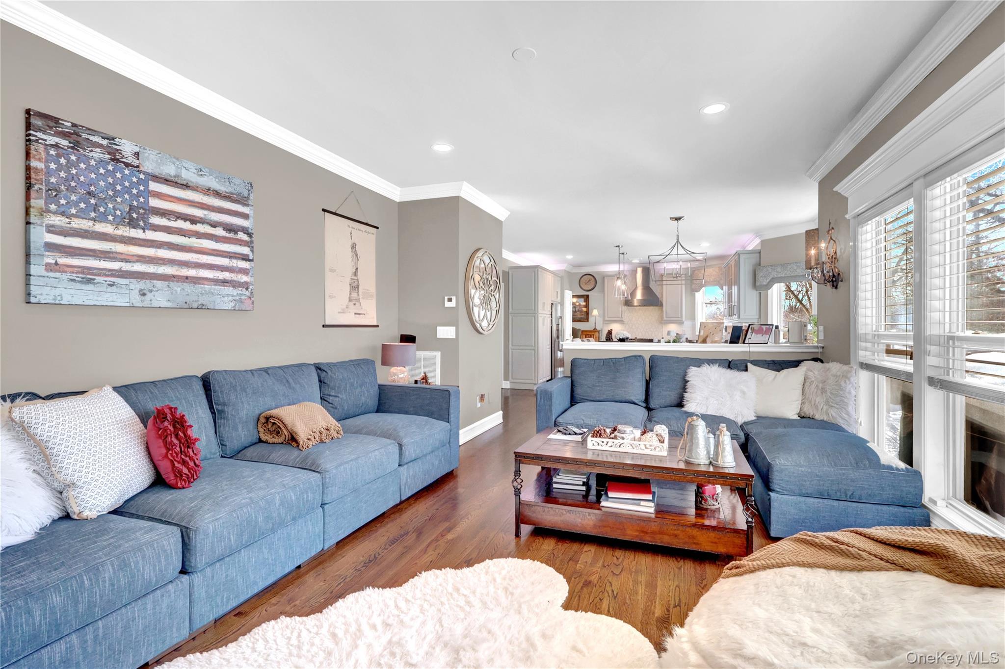 #20 photo, 5 Frost Valley Road, Mount Sinai , NY 11766