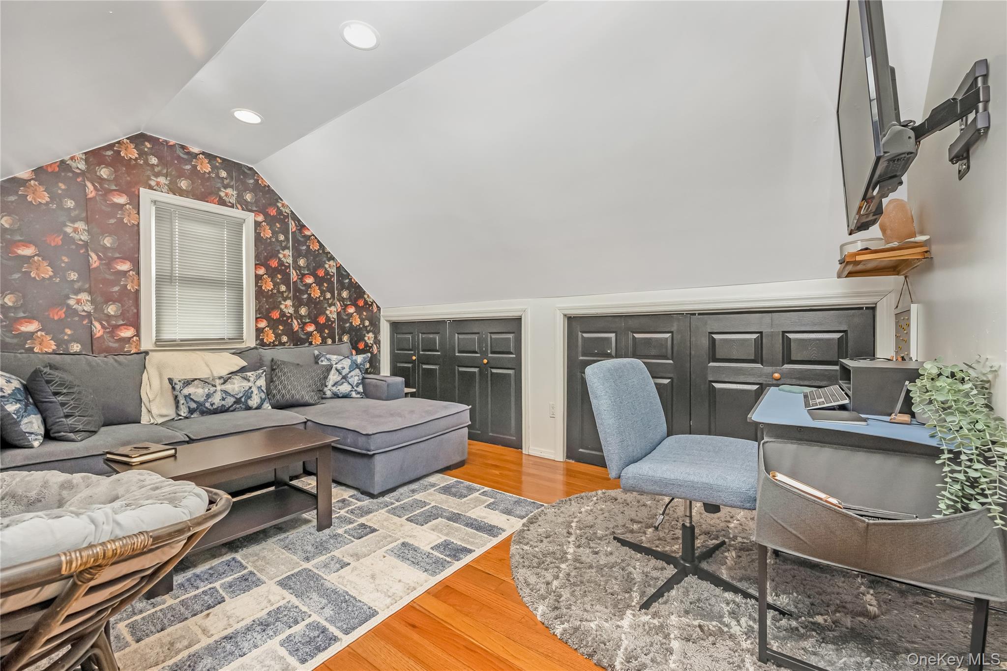 #14 photo, 430 Staples Street, Farmingdale , NY 11735