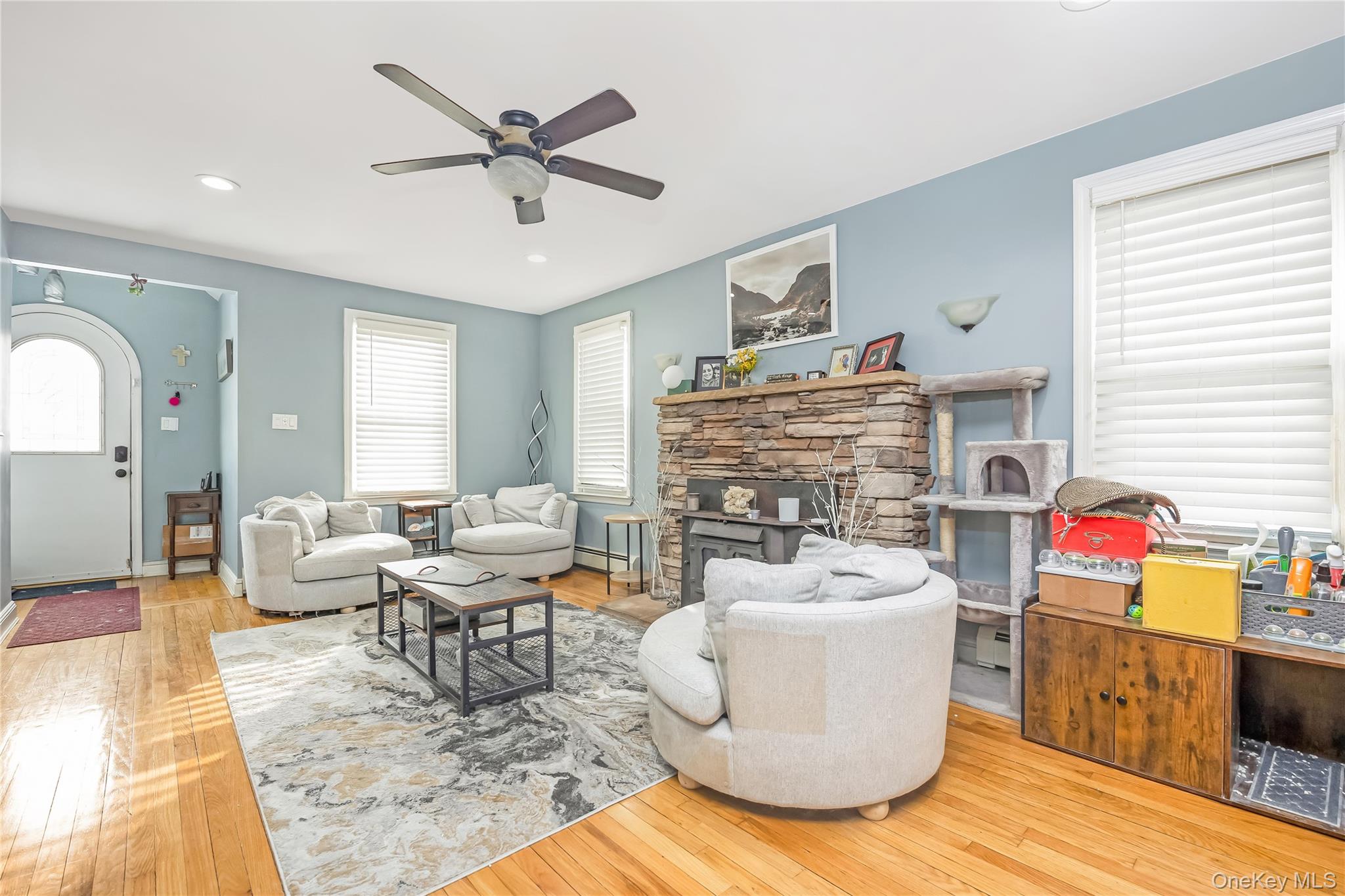 #8 photo, 430 Staples Street, Farmingdale , NY 11735