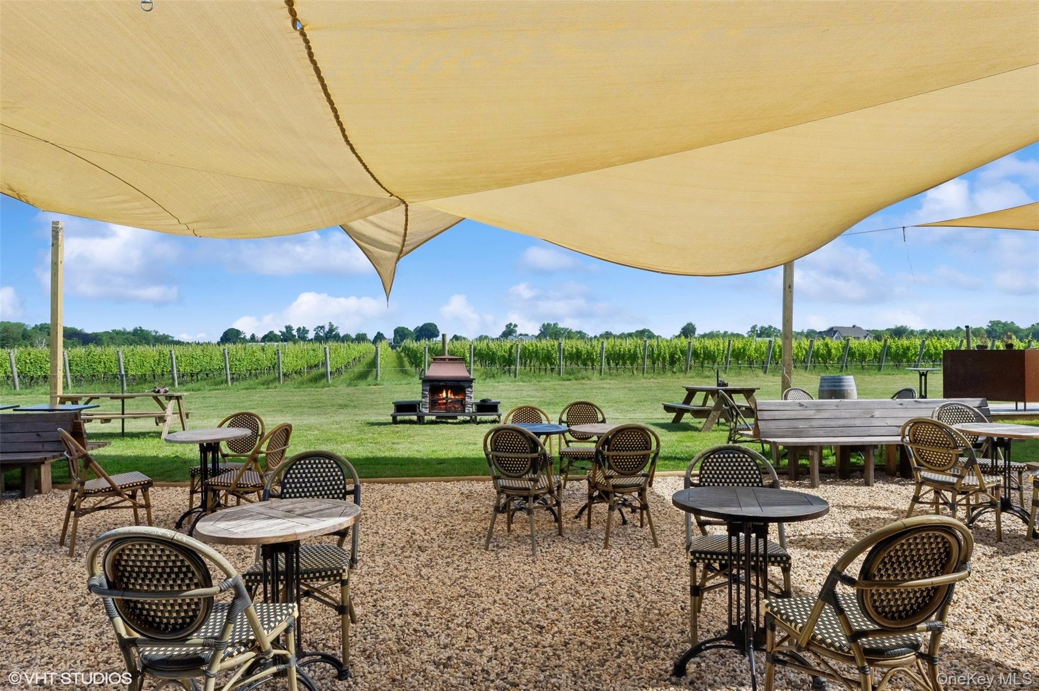 #2 photo, 5195 Old North Road, 东长岛 Southold , NY 11971