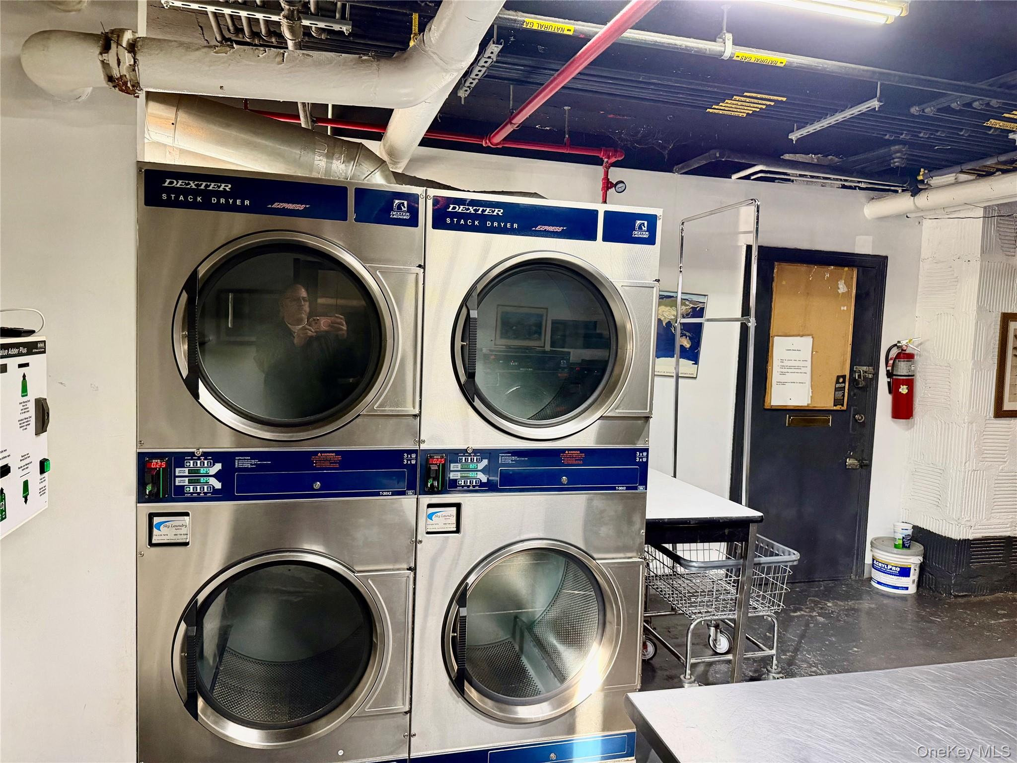 #10 photo, 50-05 43rd Avenue, קווינס Sunnyside , NY 11377